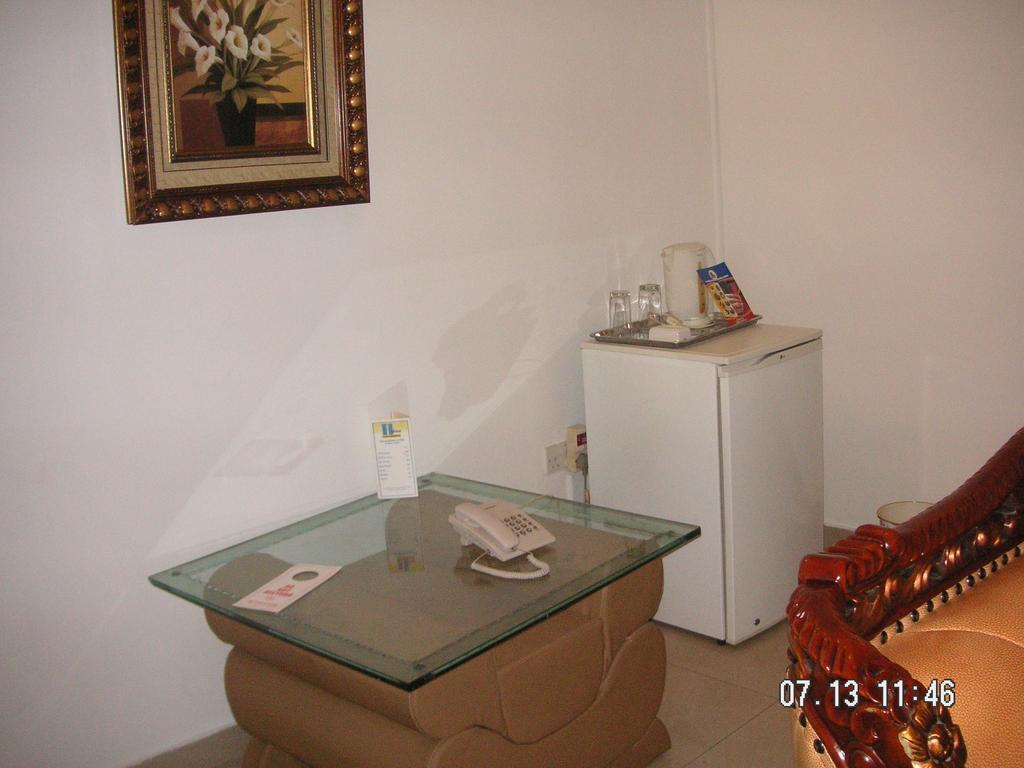 The Habitat Suites International Lagos Extérieur photo