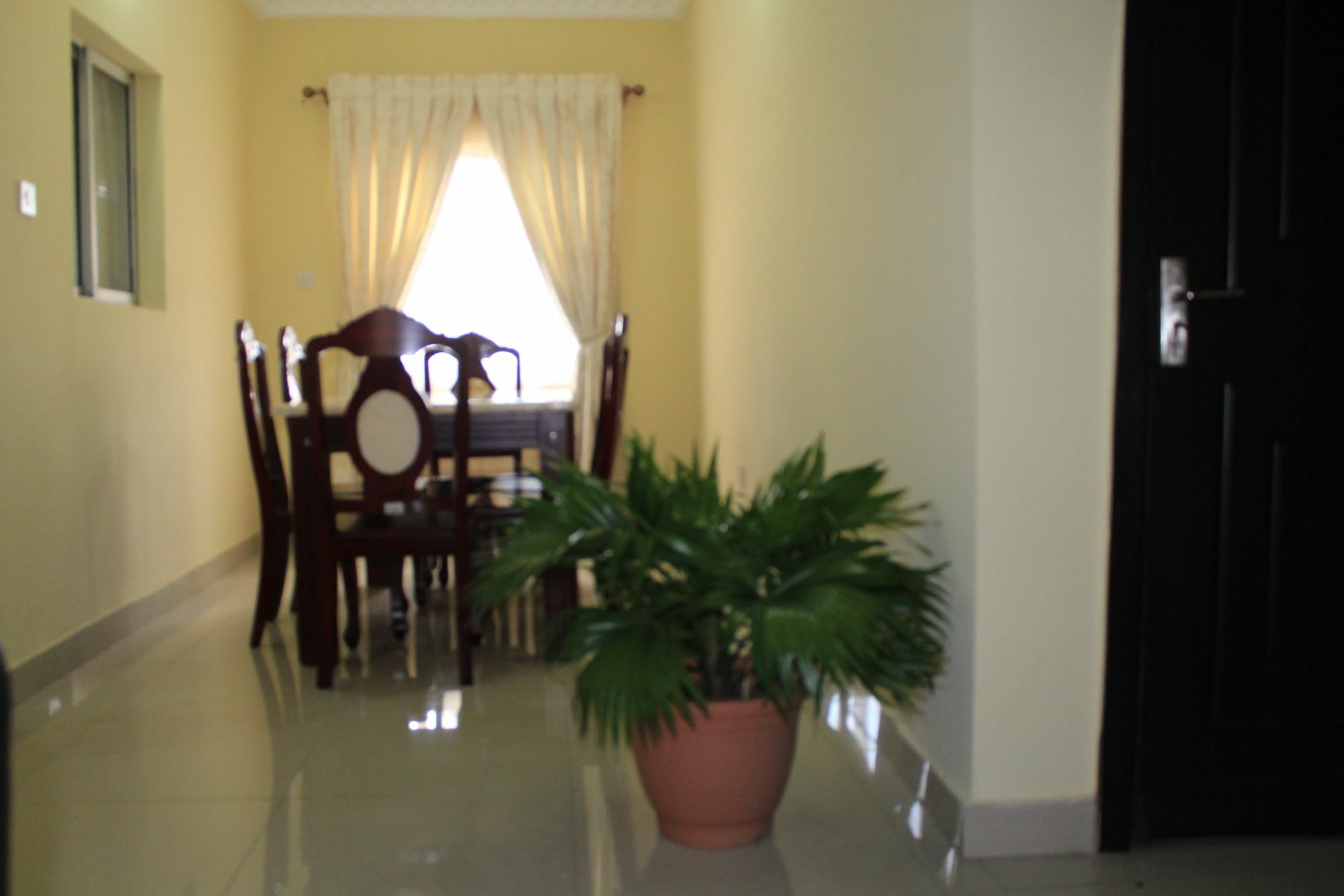 The Habitat Suites International Lagos Extérieur photo